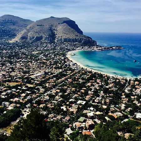 Feriehus Rosemada, Mondello Palermo